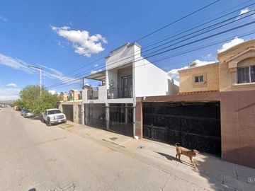 VENTA DE CASA EN LA COLONIA LOMAS MONTECARLO EN CHIHUAHUA