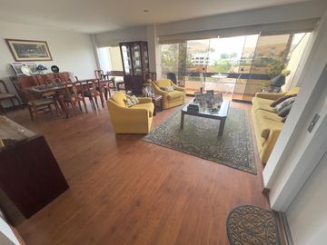 Venta de penthouse duplex frente a alameda en Chacarilla, Surco