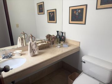 Venta de penthouse duplex frente a alameda en Chacarilla, Surco