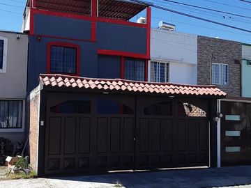 EG CASA EN VENTA EN VILLAS SANTIN, TOLUCA