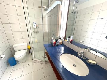 Venta de hermosa casa con terraza con bbq, piscina temperada, cava y bar en La Planicie, La Molina