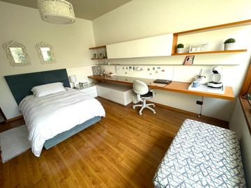 Venta de hermosa casa con terraza con bbq, piscina temperada, cava y bar en La Planicie, La Molina