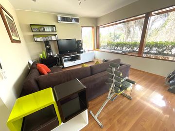 Venta de hermosa casa con terraza con bbq, piscina temperada, cava y bar en La Planicie, La Molina