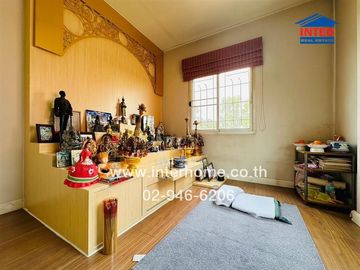 2-storey townhouse, 29.5 sq m, Petch Anan Village, Lam Luk Ka Road, Phra Ong Chao Sai Road, Khlong 4, Lam Luk Ka, Pathum Thani