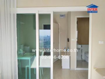 Condominium 26.12 sq.m. Aspire Ratchada-Wong Sawang, next to MRT Wong Sawang station, Bangkok-Nonthaburi Road, Wong Sawang Road, Bang Sue District, Ba