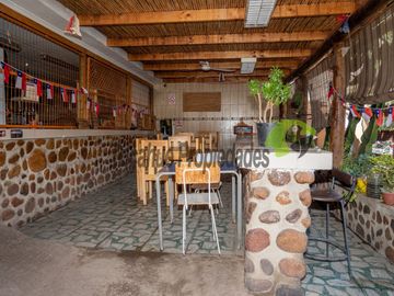 En Paihuano, Valle del Elqui, venta de sitio urbanizado de 429 m2, apto para negocio. $72 mm