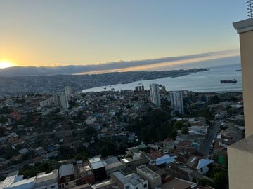 Departamento amoblado vista panoramica Placeres en venta