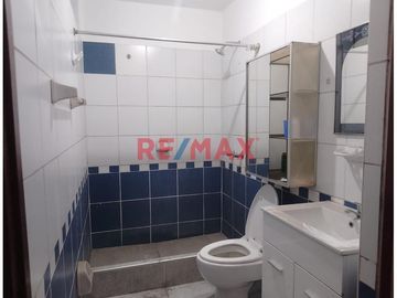 Se Vende Casa En Av. Santa Rosa San Juan De Lurigancho
