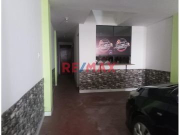 Se Vende Casa En Av. Santa Rosa San Juan De Lurigancho