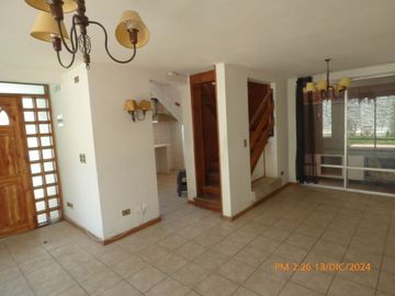 Casa 5 dormit y 3 Baños en Palena con Tobalaba