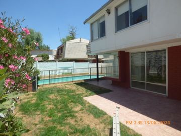 Casa 5 dormit y 3 Baños en Palena con Tobalaba