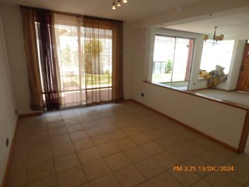 Casa 5 dormit y 3 Baños en Palena con Tobalaba