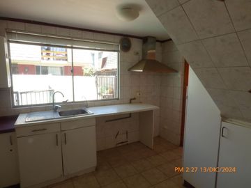 Casa 5 dormit y 3 Baños en Palena con Tobalaba