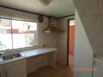 Casa 5 dormit y 3 Baños en Palena con Tobalaba
