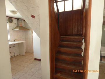 Casa 5 dormit y 3 Baños en Palena con Tobalaba