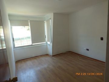 Casa 5 dormit y 3 Baños en Palena con Tobalaba