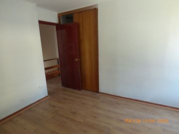 Casa 5 dormit y 3 Baños en Palena con Tobalaba