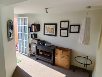 CÓMODA CASA DE UN NIVEL CON LOFT INDEPENDIENTE