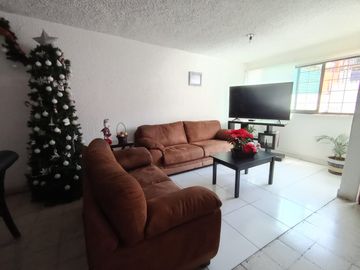 CASA EN VENTA, UN NIVEL, LOMAS DE CORTÉS. EXCELENTE UBICACIÓN, ESCRITURADA