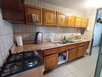 CASA EN VENTA, UN NIVEL, LOMAS DE CORTÉS. EXCELENTE UBICACIÓN, ESCRITURADA