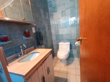 CASA EN VENTA, UN NIVEL, LOMAS DE CORTÉS. EXCELENTE UBICACIÓN, ESCRITURADA