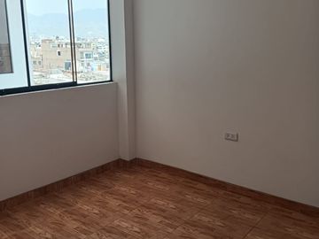 Departamento con Terraza Cruce de Av. Mayolo C/Universitaria Referencia: xel Ex-Restaurante Rinconcito Ayacuchano a 1/2 cdra.