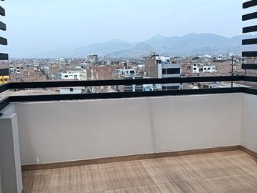 Departamento con Terraza Cruce de Av. Mayolo C/Universitaria Referencia: xel Ex-Restaurante Rinconcito Ayacuchano a 1/2 cdra.