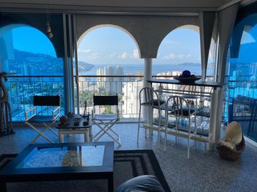 ACAPULCO ZONA DORADA.   PH EN ZONA EXCLUSIVA DE COSTA AZUL.