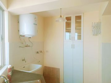 Venta de moderno departamento en Magdalena del Mar con estacionamiento