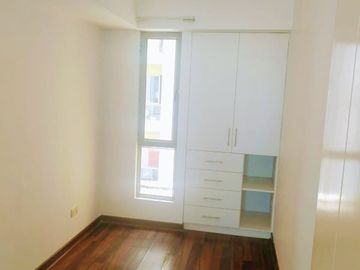 Venta de moderno departamento en Magdalena del Mar con estacionamiento