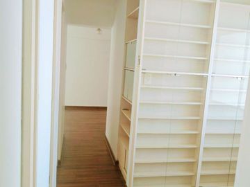 Venta de moderno departamento en Magdalena del Mar con estacionamiento