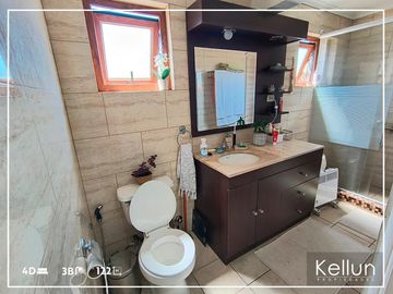 OPORTUNIDAD IMPECABLE CASA 4D, 3B, 2E SAN PEDRO DEL VALLE