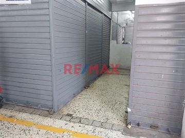 En Venta Local Comercial De 18M2 En Galeria Guizado Gamarra