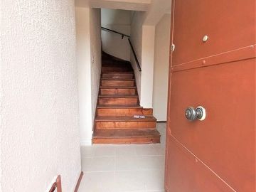 VENDO CASA MUY CENTRAL IDEAL PARA INSTALAR LOCAL DE COMIDA