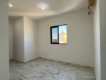 SE VENDE CASA EN MONTECARLO RESIDENCIAL