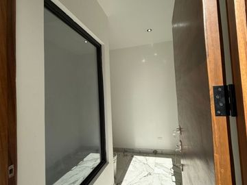 SE VENDE CASA EN MONTECARLO RESIDENCIAL