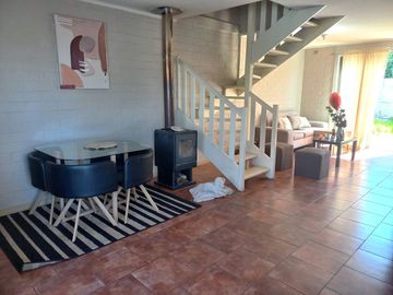 VENDO CASA EN LOTEO DE SAN CLEMENTE, COMUNA DE SAN CLEMENTE A POCOS MINUTOS DE TALCA