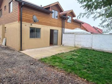 VENDO CASA EN LOTEO DE SAN CLEMENTE, COMUNA DE SAN CLEMENTE A POCOS MINUTOS DE TALCA