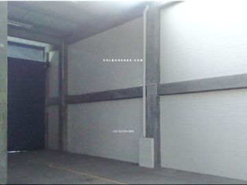 RENTO BODEGA DE 278 MTS2, PISO DE ALTA RESISTENCIA, ENERGÍA TRIFÁSICA.