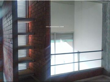 RENTO BODEGA DE 278 MTS2, PISO DE ALTA RESISTENCIA, ENERGÍA TRIFÁSICA.