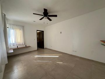 SE VENDE CASA EN MONTES DE AMÉ, MÉRIDA YUCATÁN