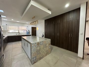 SE VENDE CASA EN MONTES DE AMÉ, MÉRIDA YUCATÁN
