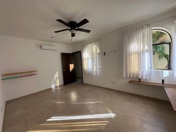 SE VENDE CASA EN MONTES DE AMÉ, MÉRIDA YUCATÁN