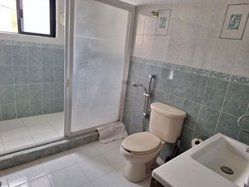 VENTA CASA COLINAS DEL BOSQUE EN PRIVADA 5 RECÁMARAS CORREGIDORA QUERÉTARO