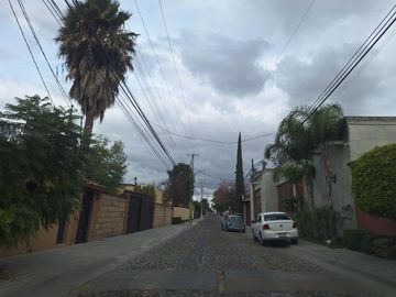 VENTA CASA COLINAS DEL BOSQUE EN PRIVADA 5 RECÁMARAS CORREGIDORA QUERÉTARO