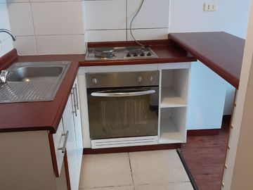 DEPTO., ESTAC. y BODEGA - A DOS CUADRAS DEL METRO SANTA ISABEL L. 5.