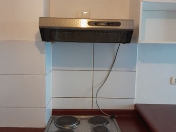 DEPTO., ESTAC. y BODEGA - A DOS CUADRAS DEL METRO SANTA ISABEL L. 5.