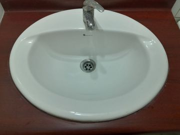 DEPTO., ESTAC. y BODEGA - A DOS CUADRAS DEL METRO SANTA ISABEL L. 5.