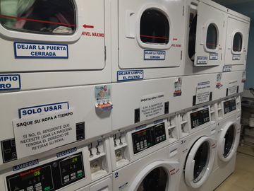 DEPTO., ESTAC. y BODEGA - A DOS CUADRAS DEL METRO SANTA ISABEL L. 5.