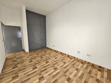 CASA EN VENTA / RENTA